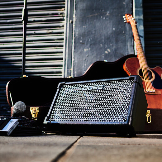 BOSS Roland CUBE-Street II Portable Outdoor Guitar Singing Speaker Electric Wind Pipe Folk Instrument Speaker CUBE ST2 Red