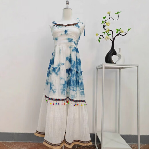 Shan Nanweis originales Yunnan-Kleid aus reiner Isatis-Wurzel aus reiner Pflanze, handgefertigtes, gebatiktes blaues Kleid, kunstvolles langes Rock-Hosenträgerkleid 9902# Einheitsgröße