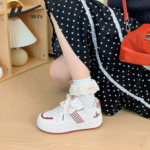 Chaussures féminines Huili Chaussures blanches mignonnes mignonnes Sweet épaisses pour femmes en automne et hiver polyvalent chaussures décontractées pour les étudiants chaussures de sport vin blanc rouge 36