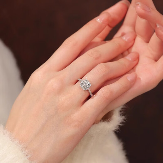 Pt950 platinum moissanite color diamond ring female princess square bag 50 points 1 carat square luxury proposal wedding closed square bag diamond ring 50 points - light luxury model default live mouth can be adjusted in size