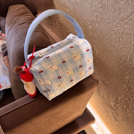 Yunluo 2025 New High-Looking Makeup Storage Bag Large Capacity Portable Washing Storage Three-dimensional Travel Makeup Handbag Blue Pleated Puppy Handbag