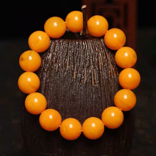 Chow Tai Fook quality natural beeswax bracelets with national inspection certificate Natural genuine old beeswax bracelets for men, old beeswax 12mm, elegant women's model, about 18 grams