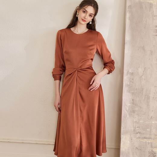 ROEYSHOUSE ROYSHOUSE premium caramel color pleated dress spring new elegant satin waist-closing large hem skirt 10971 caramel color 2XL