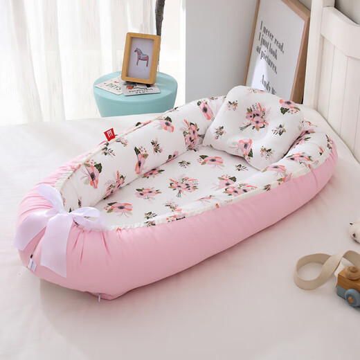 Fully cotton breathable and detachable portable crib mid-bed bionic baby nest baby pillow travel crib grey edge animal (no quilt) HDJ 50*85