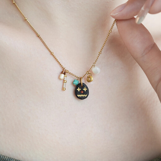 Only pair of QIANTAO Sunset Pine Original Natural Black Agate Necklace Simple Versatile Turquoise Pendant Women's Gift 45cm Imported Medical Steel Plated with 18k Gold Sunset Pine