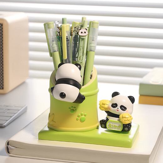 
Qi Le birthday gift for women's desktop pen holder ornaments for healing; a souvenir for the college entrance examination; a teacher's day work station decoration for the opening season of the school year; a little yellow duck turn to unzip pen holder