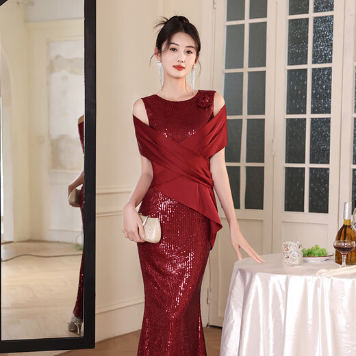 Linyan 2025 neuer Punkt Red Evening Kleid für Frauen Neue Design Paillette Schwerindustrie Fischschwanztemperament Bankett Wein rot l