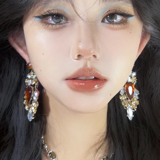 Ethnic style earrings, vacation style seaside earrings, women's light luxury high-end women's niche retro earrings, tassels, light luxury full diamond exaggerated earrings