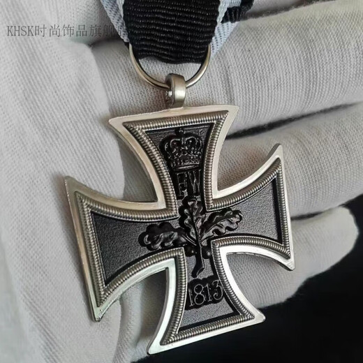 KHSK Cross Badge Medal German World War II German German Army Knight Prussian Ribbon Chest Iron Cross 1913 Lao Fengxiang same style