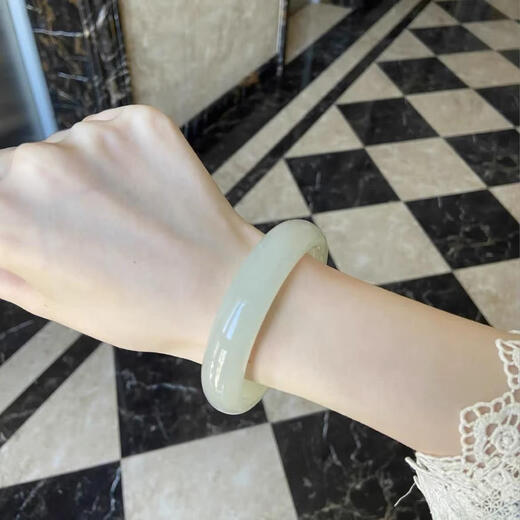 Fat Donglai Xinjiang Pulsera jade hetiana para mujeres para niñas Young Qinghai Qingshui Flat Strip Flat White Jade Pulsera de hielo Tipo de hielo Imperial Concubine Pulsera verde Blanco Jade 53-54