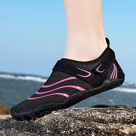 Comprehensive indoor training shoes for men and women, non-slip breathable sports shoes, shock-absorbing soft bottom rope skipping shoes, treadmill special shoes, black 41