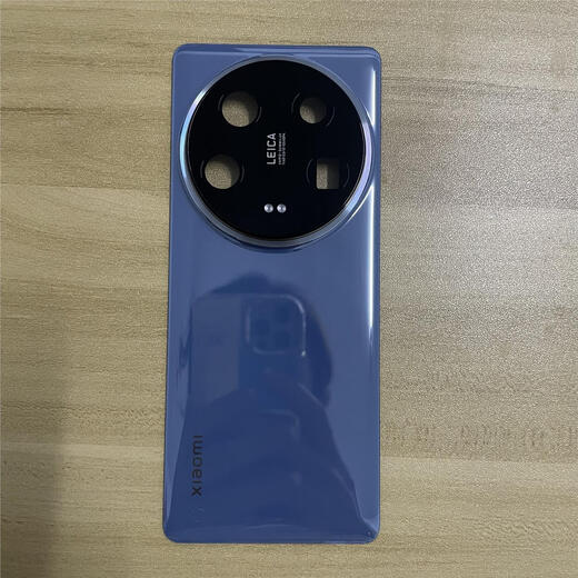 I is suitable for Xiaomi 14ultra original back cover Xiaomi 14 version original back shell mobile phone rear screen Xiaomi 14ultra original back cover white disassembly