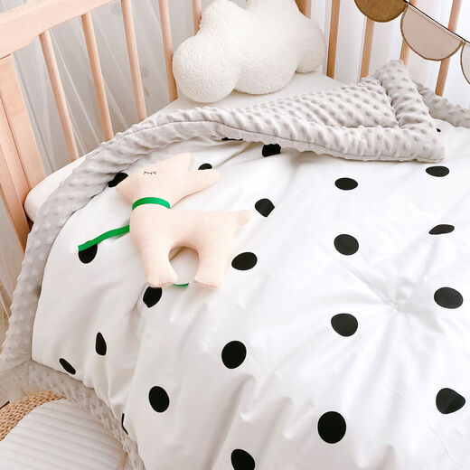 Japanese imported baby quilt pure cotton spring and autumn thin cotton baby beanie comfort blanket newborn autumn and winter small quilt gray edge large polka dot spring and autumn style 120x150cm
