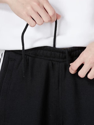 Adidas Clover Shorts Pantalon masculin 2025 Été Nouveau pantalon sportif respirant Pantalon Crop Pants Gn3523 IA6351 Black XS recommandé 120-135Jin [Jin est égal à 0,5 kg]