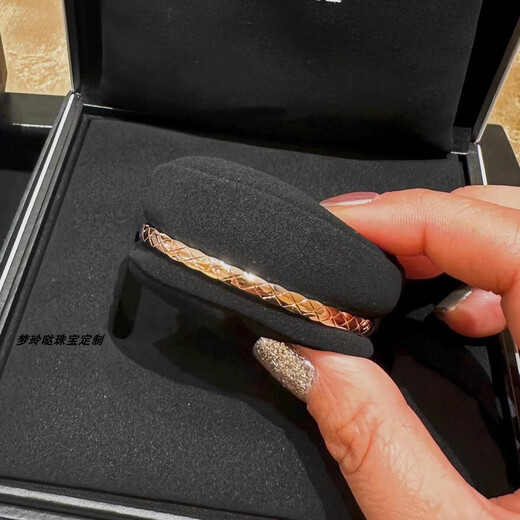 Wei Ci 18K rose gold narrow version COCO rhombus pattern full diamond bracelet platinum without diamonds fine version rhombus women AU750 18K gold without diamonds