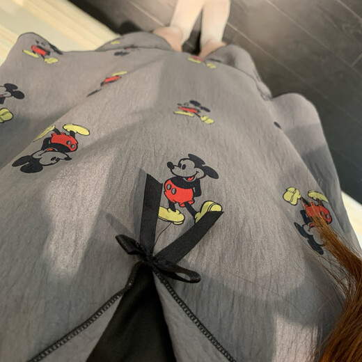 Pyjamas de style Victoria avec poitrine pour femmes pour l'été mince en dentelle sexy mignon shorts de dessin 2025 Nouveaux vêtements de maison A15254 arc fixe poitrine poitrine 2xl