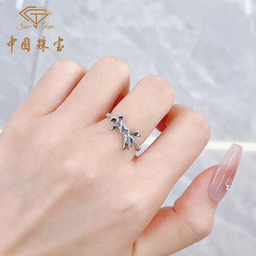 Chinese jewelry fugitive princess platinum bow ring female love platinum ring birthday anniversary gift for girlfriend and wife platinum love bow + rose gift box gold weight 3.7g