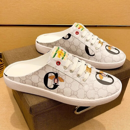Olj Summer NOUVEAU CHAPEURS MENS MENSEURS MENSURGURS HEPPRIMÉ Little Bee Bag Toe Toeurs Boîte Sans Halles