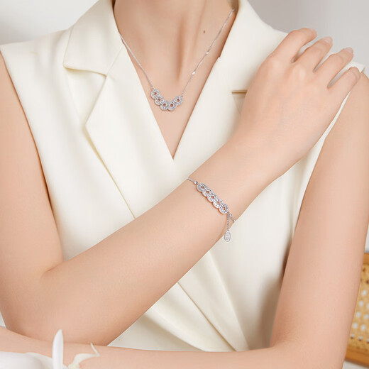 Century Yuan Platinum Bracelet Women's Crushed Ice Five Emperors Coin PT950 Coin Bracelet as a Birthday Gift for Girlfriend and Wife 8.11g Chain Length 16+3cm 8.35g 8.35g