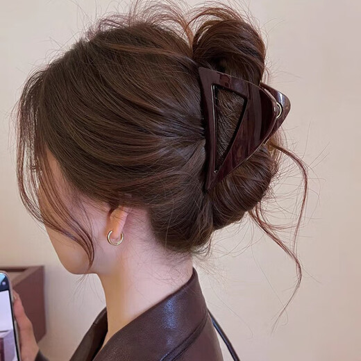 Chocolate Brown Simple Hair Clip Shark Clip 2025 New High-end Hair Clip Women's Back Head Clip Hair Accessories Triangular Clip
