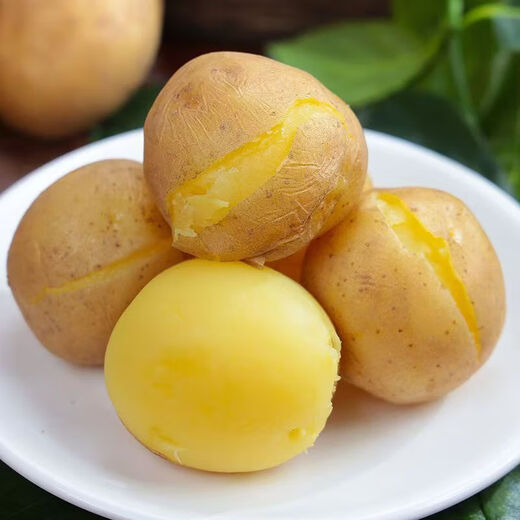 New arrivals of the season: Enshi yellow heart small potatoes, straight-haired small potatoes from high mountain origin, fresh mini potato potatoes, Enshi small potatoes 1Jin Jin is equal to 0.5kg, with box starting from 60g