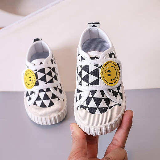 G.duck Little Yellow Duck Children's Canvas Shoes 2026 Spring and Autumn Kindergarten Indoor Shoes Lightweight Girls Soft Soled Cartoon Casual Shoes Triangle 23 Shoe Inner Length 14.5CM