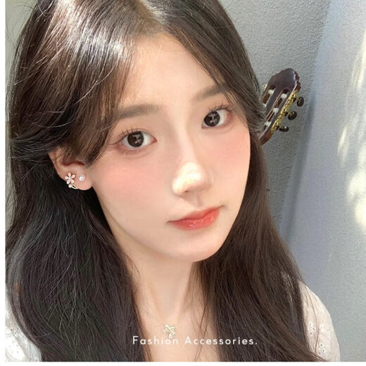 S925 silver needle five-petal flower earrings one wear two-wear pearl flower earrings niche light luxury versatile earrings for women s925 silver needle five-petal flower diamond earrings