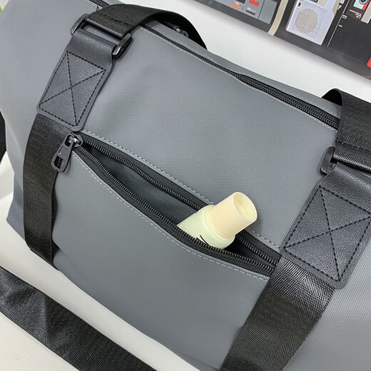 新款旅行包男女短途出差旅游手提行李包健身包干湿分离单肩斜挎包 灰色