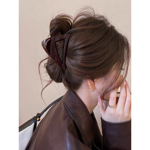 Chocolate Brown Simple Hair Clip Shark Clip 2025 New High-end Hair Clip Women's Back Head Clip Hair Accessories Triangular Clip