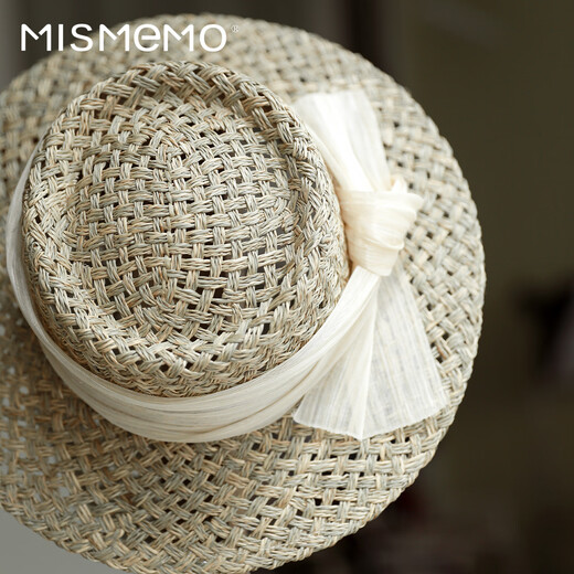 MISMEMO French holiday straw hat for women 2025 new spring and summer hollow saltwater straw travel flat brim sun hat, straw brown color