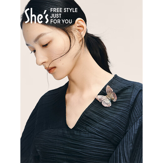 She s Qianzi natural replica original national style embroidered butterfly brooch high-end light luxury corsage pin birthday gift for women pink A0