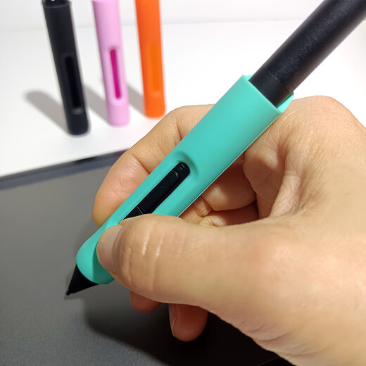 WACOM Original-Tablet CTL472 672 400 6100 490 690 Zeichentablett Anti-Rutsch-Stiftabdeckung Stifthalter B rote Stiftabdeckung mit Stiftmine 8 x 1,2 cm