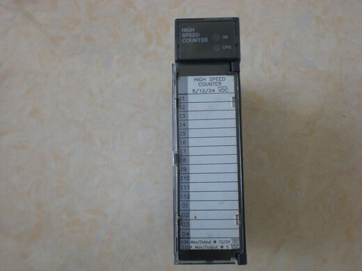 * IC693APU300/305C J H PCM301L M IC693CMM302L IC693APU300 90% NEU
