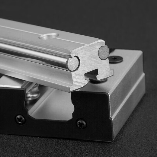 Plateforme de patinage à rouleaux à rouleaux à rouleaux à rouleaux à rouleaux à rouleaux à rouleaux à rouleaux à rouleau à vitesse à grande vitesse linéaire à double axe
