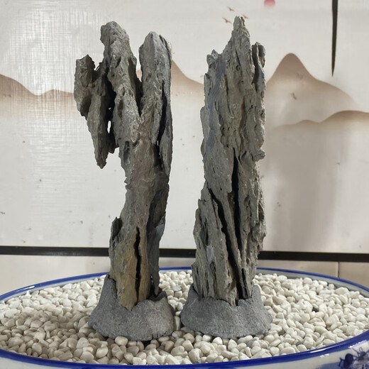 The raw stone is slotted and attached to the stone bonsai, which can be attached with elm, golden bean, fish tank, rockery, garden landscaping stone 27-30cm (slotted model will be shipped randomly)