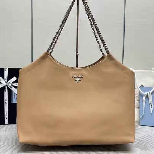 2025 Neue modische und vielseitige Pendlertasche Toilettenbag 30 16