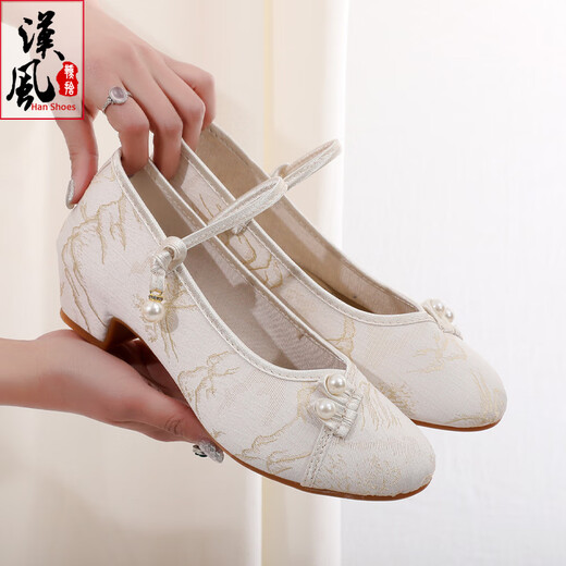 Gestickte Hanfu-Schuhe für Damen, bestickte Schuhe im antiken Stil, chinesische Cheongsam-Schuhe im Ethno-Stil, Peking-Stoffschuhe, Arbeitsschuhe mit niedrigen Absätzen im Tee-Stil, Hellgold 34