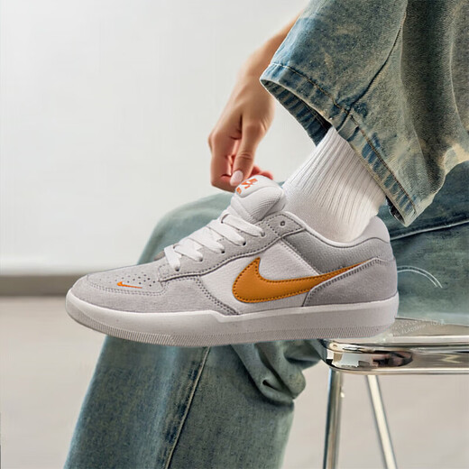 Nike (Nike) Chaussures masculines, 25 chaussures de sport masculines, chaussures de toile à la mode, chaussures décontractées SB rétro respirantes, hommes [recommandation principale du nouveau produit] 007 Space Yellow Grey / Scread Pictures pour retourner 10 41 (longueur intérieure 260 mm)