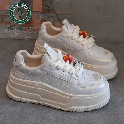 
Woodpecker super hot small height-enhancing thick-soled shoes for women 2025 new spring European goods various board shoes and sponge cake small white shoes silver polish T-3888 35