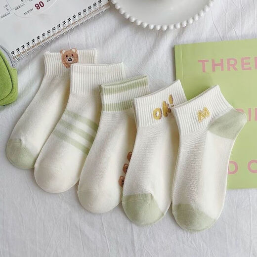 White summer socks cartoon ladies bear cute thin Japanese moisture-absorbing and sweating student socks ins boat socks live exclusive, each color has a total of 5 pairs