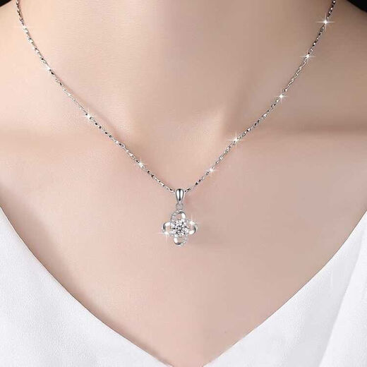 KZD Old Phoenix 999 silver necklace women's choker jewelry clavicle chain gift girlfriend best friend four-leaf clover simple temperament pendant 2 four-leaf clover + melon seed chain + certificate