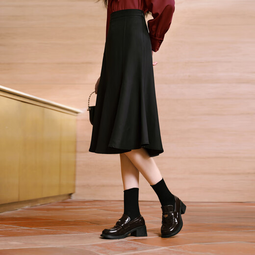 Qiushui yiren a-line hohe Taille mittelgroß