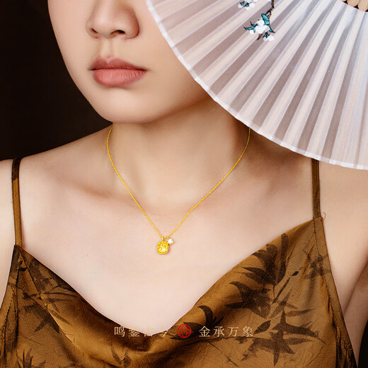 Ming Diamond International 18k gold small sugar cube pendant female au750 moissanite sugar cube neck ornament simple necklace birthday gift for girlfriend