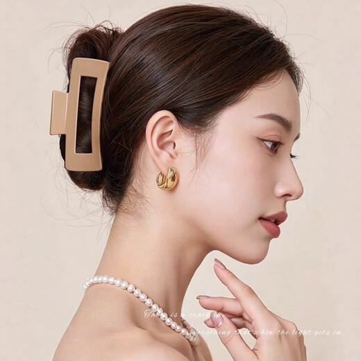 Soft silicone shark clip, safe and non-refractory hair clip, women's 2025 new hair clip, anti-fall, not fragile, clip headwear, black square clip