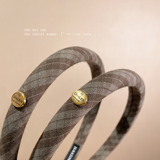 Korean style small gold label coffee plaid hair hoop for women 2025 new autumn and winter sweet temperament headband for going out and versatile hairpin small gold label coffee plaid hair hoop 1 pack
