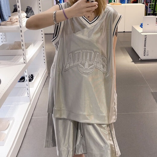 Adidas (adidas) Clover Vest Women's Summer New Outdoor Fitness Sportswear Fashion V-neck Breathable Casual Sleeveless T-shirt IT9766 XS