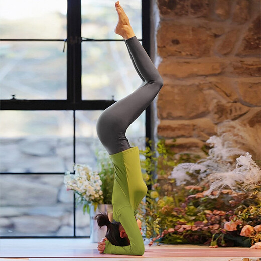 Double Show 2025 Super Hot Yoga Clothing Tops for Women New Nude Skin Friendly Belly Covering Long Sleeve Professional Pilates Fitness Suit Olive Green Top M 100-110