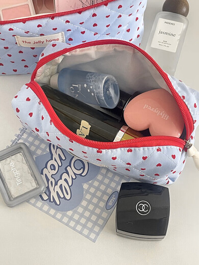 Cross-border milk blue love cosmetic bag 2025 new high-looking ins storage bag portable large capacity toiletry bag milk blue love-cosmetic bag