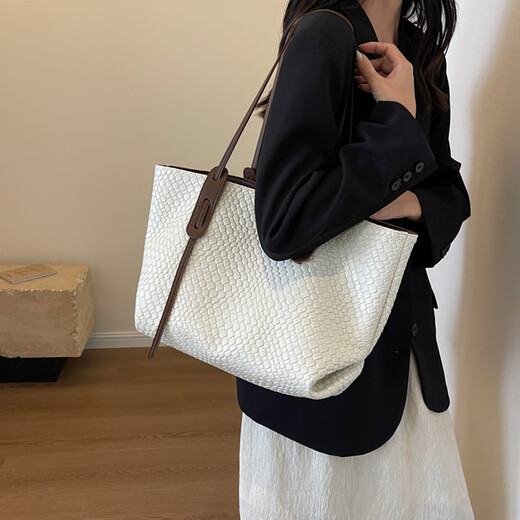 Golden Fox (FOXER) women's bags, women's bags, large capacity tote bags, shoulder bags, joint Chinese Valentine's Day gifts for girlfriend