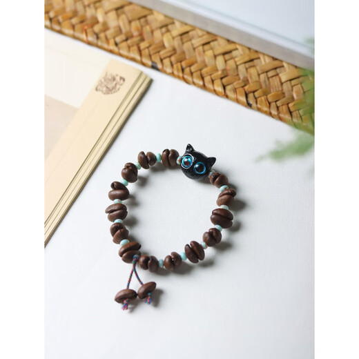 Handmade charcoal coffee bean bracelet autumn and winter hanging car hanging bag hanging blue sky white cloud pendant style men and women boutique gift coffee bean blue sky white cloud pendant style